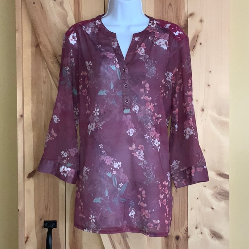 Smash! Floral Top (USA Size L)